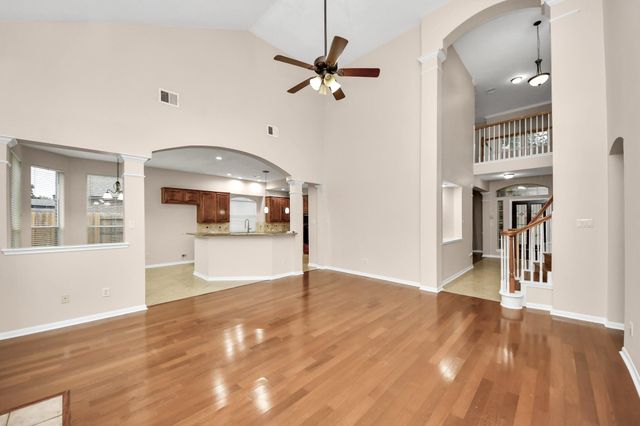 4126 Midstream Drive, Missouri City, TX 77459