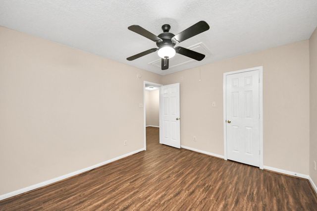 4126 Midstream Drive, Missouri City, TX 77459