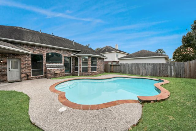 4126 Midstream Drive, Missouri City, TX 77459