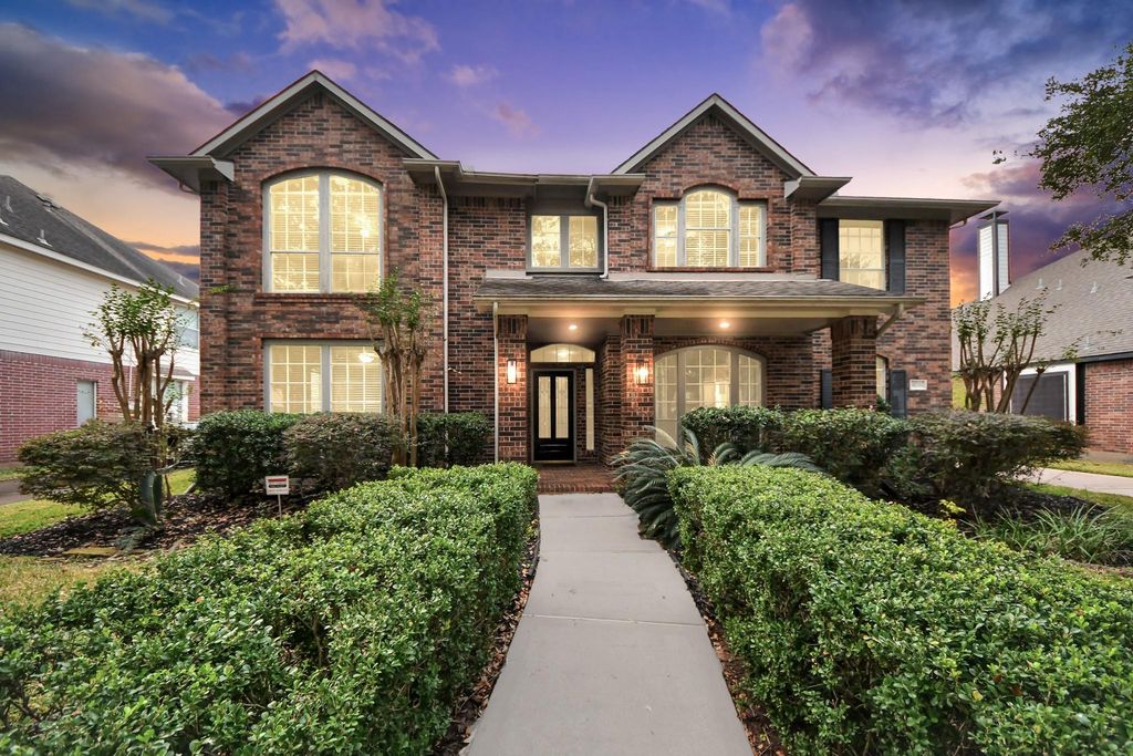 4126 Midstream Drive, Missouri City, TX 77459