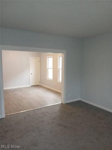 6723 Clement Avenue, Cleveland, OH 44105