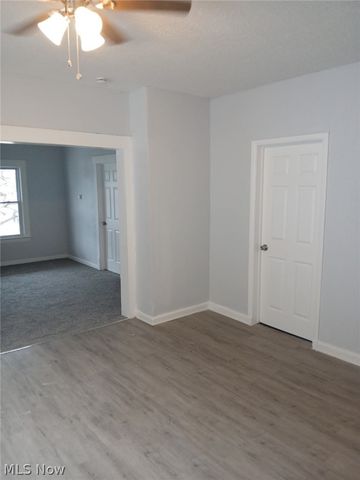 6723 Clement Avenue, Cleveland, OH 44105