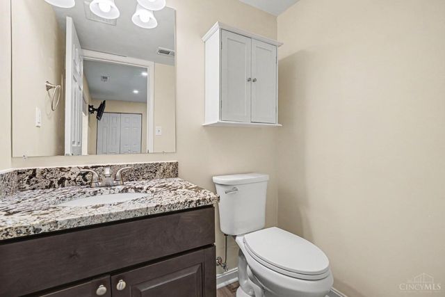 1605 W Augusta Boulevard, Fairfield, OH 45014