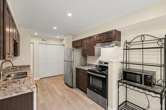 1605 W Augusta Boulevard, Fairfield, OH 45014