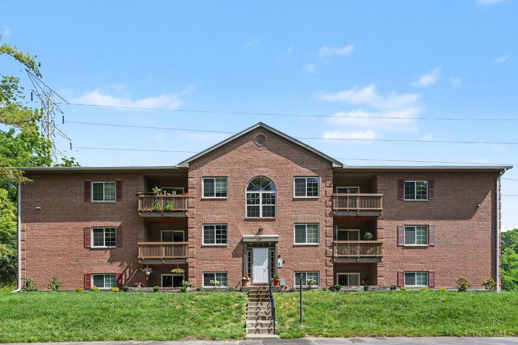 1605 W Augusta Boulevard, Fairfield, OH 45014
