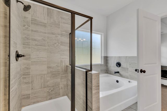 220 Lightwood Dr, Antioch, TN 37013