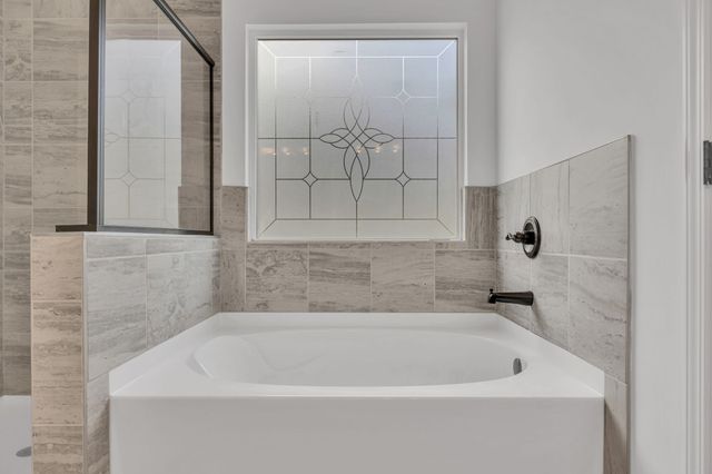 220 Lightwood Dr, Antioch, TN 37013