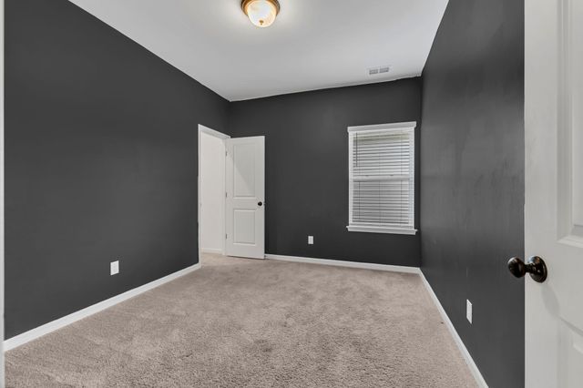 220 Lightwood Dr, Antioch, TN 37013