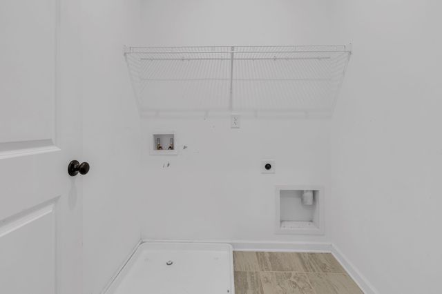 220 Lightwood Dr, Antioch, TN 37013