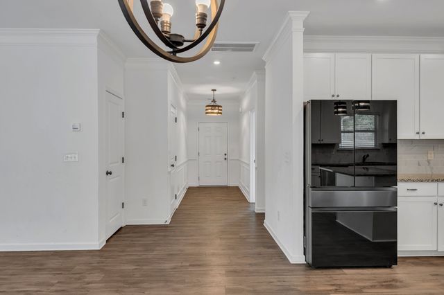 220 Lightwood Dr, Antioch, TN 37013