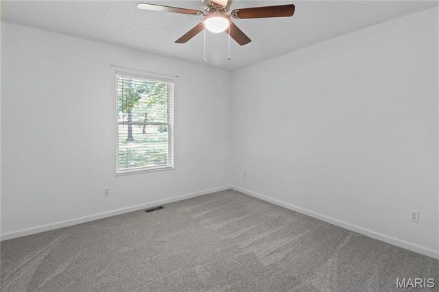 279 Fawn Ridge Lane, Hillsboro, MO 63050