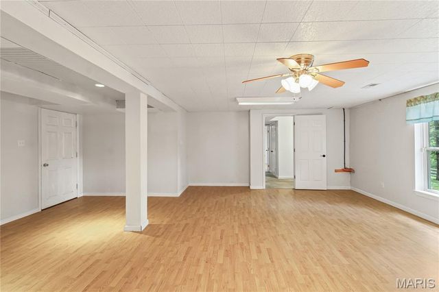 279 Fawn Ridge Lane, Hillsboro, MO 63050