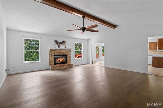 279 Fawn Ridge Lane, Hillsboro, MO 63050