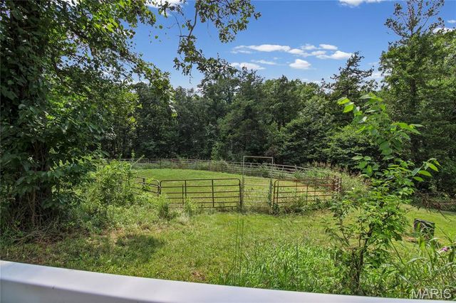 279 Fawn Ridge Lane, Hillsboro, MO 63050
