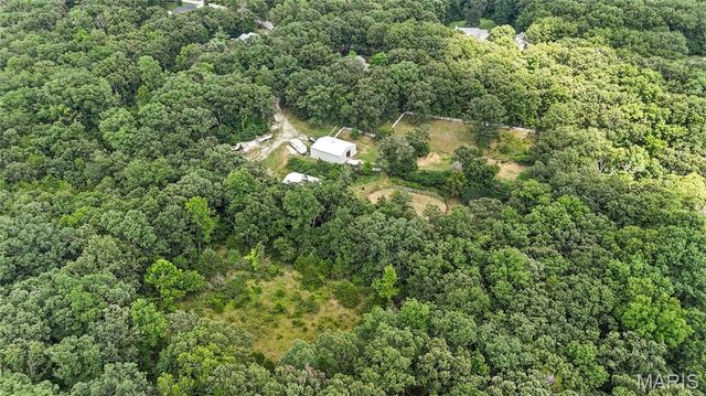 279 Fawn Ridge Lane, Hillsboro, MO 63050