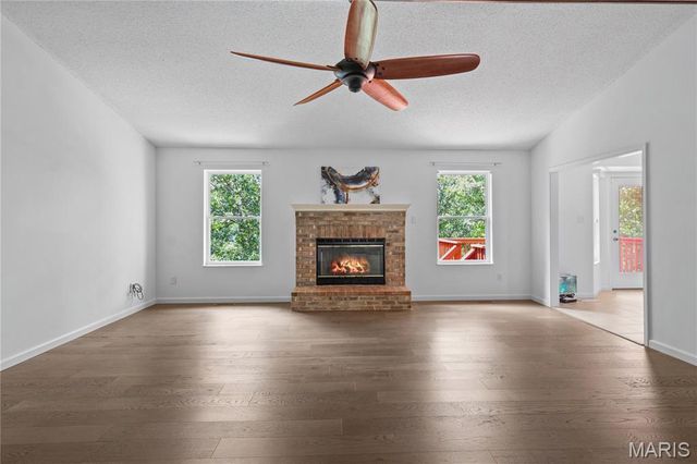 279 Fawn Ridge Lane, Hillsboro, MO 63050
