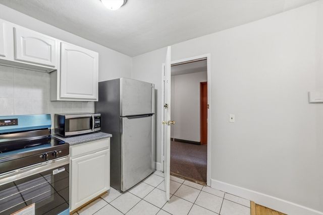14 Riverside St 2-1, Watertown, MA 02472