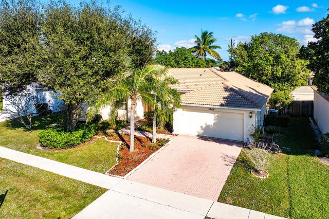 3760 Cypress Lake Drive, Lake Worth, FL 33467