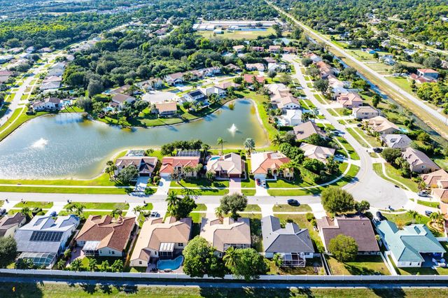 3760 Cypress Lake Drive, Lake Worth, FL 33467