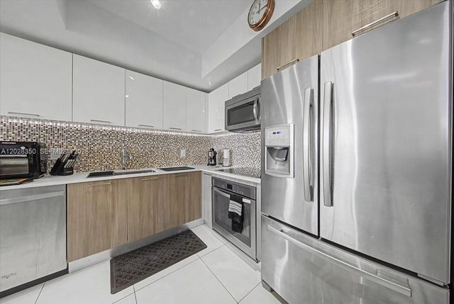 5252 NW 85th Ave 1410, Doral, FL 33166