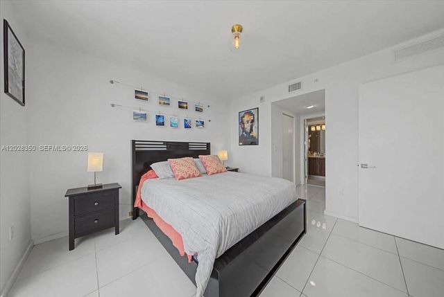 5252 NW 85th Ave 1410, Doral, FL 33166