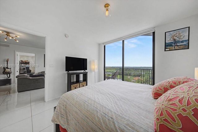5252 NW 85th Ave 1410, Doral, FL 33166