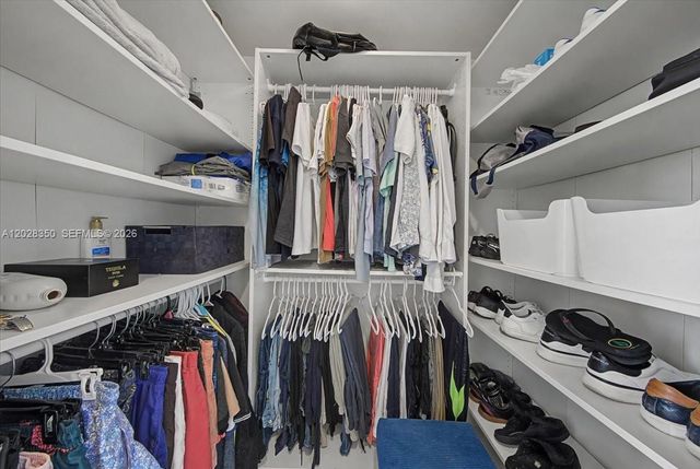 5252 NW 85th Ave 1410, Doral, FL 33166