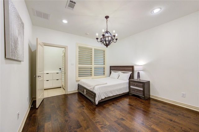 13606 Teal Bluff Lane, Houston, TX 77077