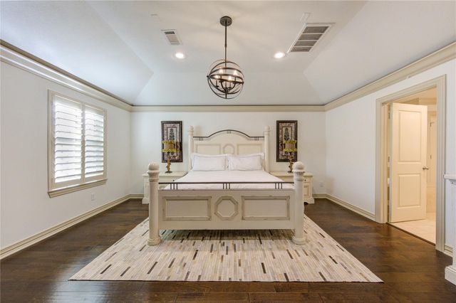 13606 Teal Bluff Lane, Houston, TX 77077