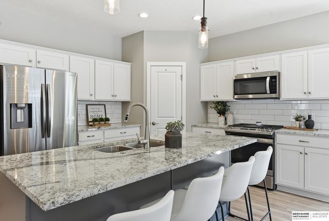 408 N Allen Street, Bennington, NE 68007