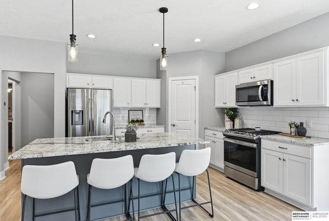 408 N Allen Street, Bennington, NE 68007