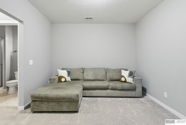 408 N Allen Street, Bennington, NE 68007