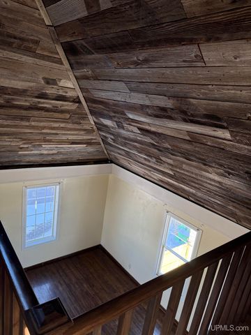 91 E Stephenson Avenue, Gwinn, MI 49841