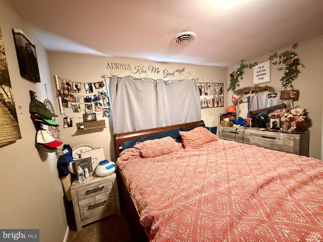 9 PINE ST, Delmar, MD 21875