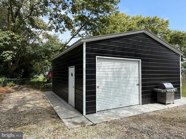9 PINE ST, Delmar, MD 21875