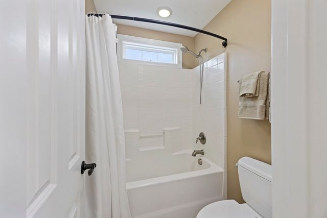 1011 Legacy Lane, Summerville, SC 29485