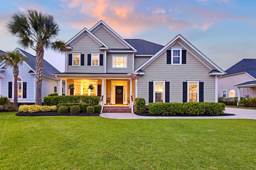 Image 1 of property listing at 1011 Legacy Lane, Summerville, SC 29485
