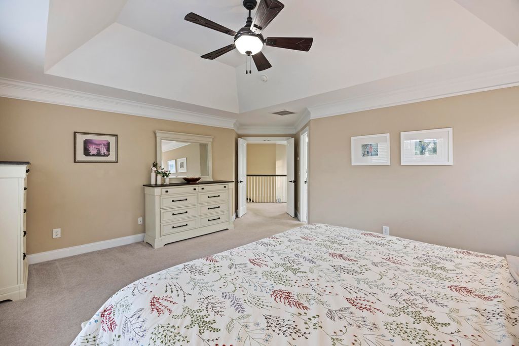 Image 20 of property listing at 1011 Legacy Lane, Summerville, SC 29485