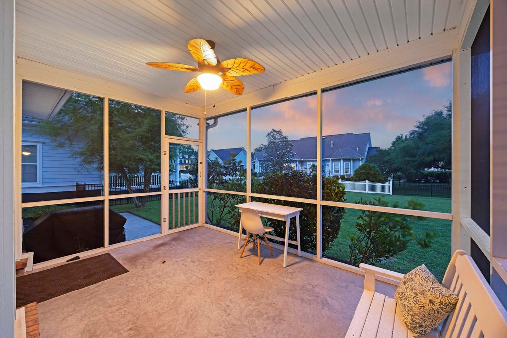 Image 36 of property listing at 1011 Legacy Lane, Summerville, SC 29485
