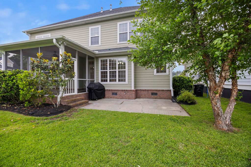 Image 44 of property listing at 1011 Legacy Lane, Summerville, SC 29485