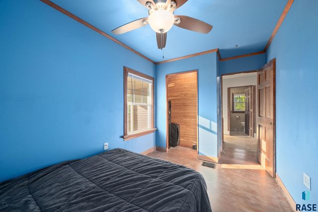 702 E 21st St Street, Sioux Falls, SD 57105