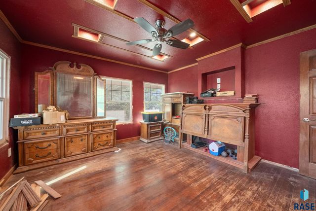 702 E 21st St Street, Sioux Falls, SD 57105