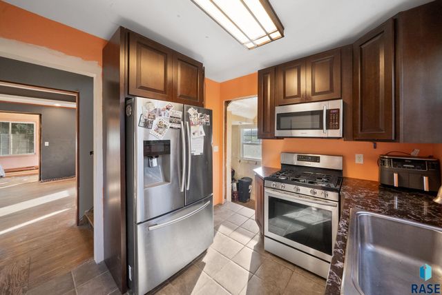 702 E 21st St Street, Sioux Falls, SD 57105