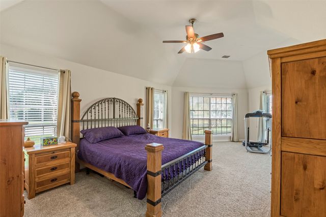 1200 Rio Bravo Way, Shady Shores, TX 76208