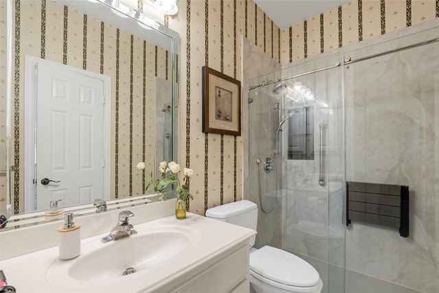 1200 Rio Bravo Way, Shady Shores, TX 76208