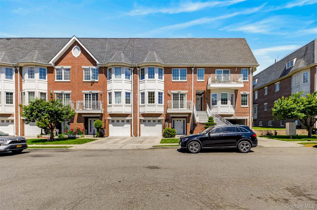 343 Soundview Lane, College Point, NY 11356 — exterior