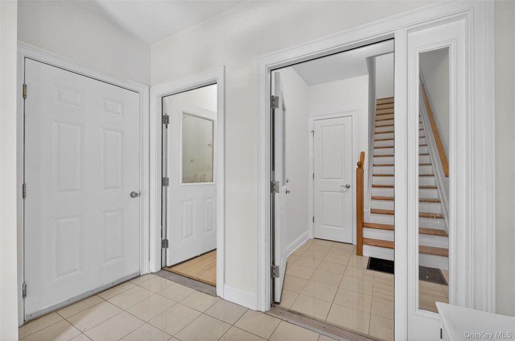 343 Soundview Lane, College Point, NY 11356 — photo 5