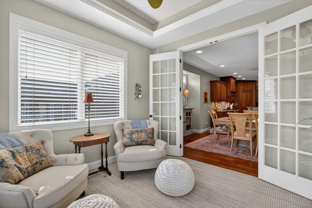 4211 W Kingston Circle, Bettendorf, IA 52722