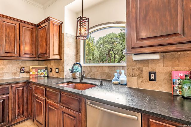 25052 Whistling Wind, San Antonio, TX 78257