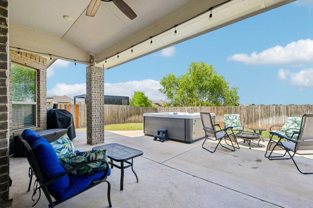 500 Whittington WAY, Liberty Hill, TX 78642
